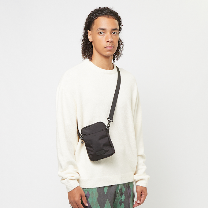 SNIPES Rubber Badge Basic Logo Mobile Bag czarny 31745 5