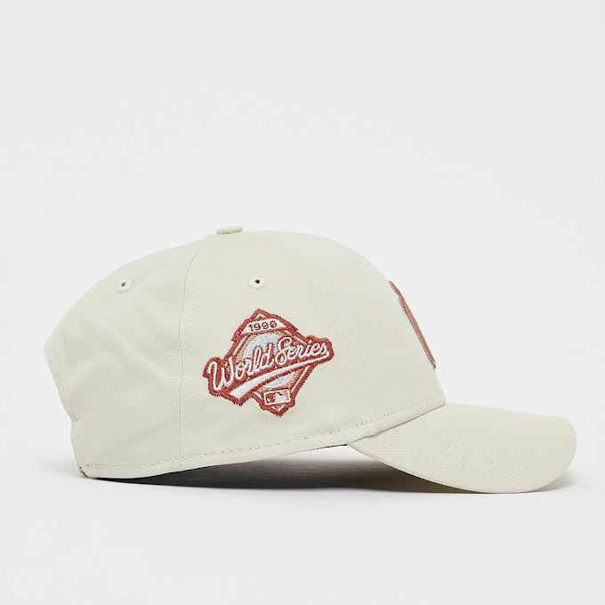 New Era 9Forty Patch MLB New York Yankees beige 32045 4