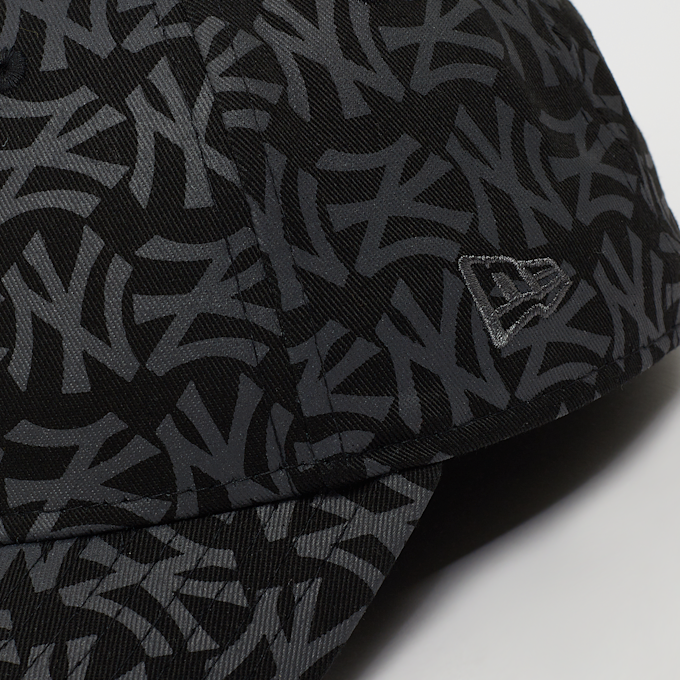 New Era 9Forty Female Mono in MLB New York Yankees nero 32093 4