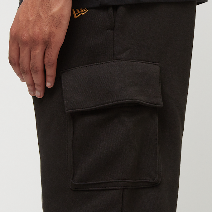 New Era Script Cargo Joggers preto 32332 4