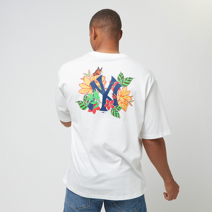 New Era MLB Floral Graphic Oversized Tee New York Yankees blanco 32346 2