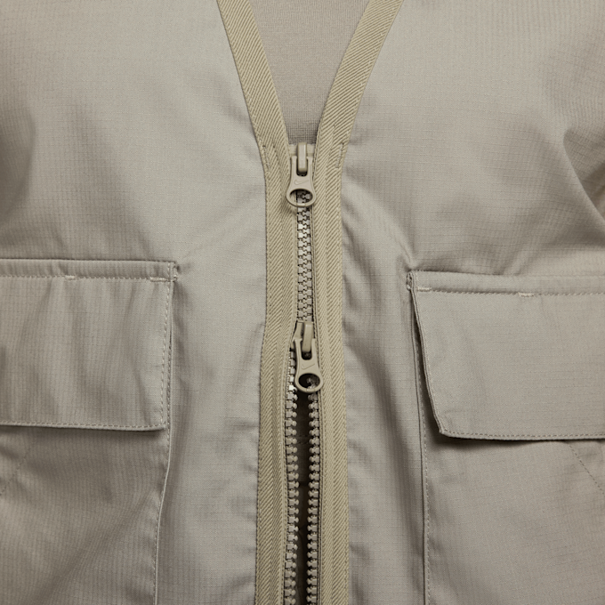 Nike Sportswear Essential Woven Loose Cargo Vest gris 29471 5