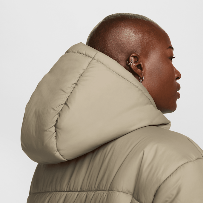 Nike Sportswear Therma-FIT Classic Puffer beige 29484 4