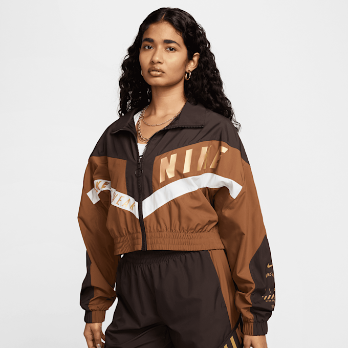 Nike Sportswear Woven Jacket marrón 29575 1