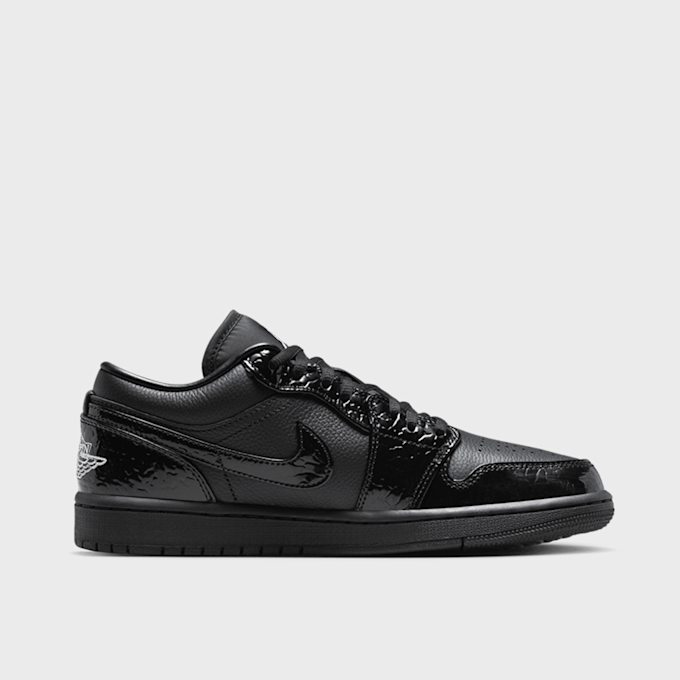 Jordan WMNS Air Jordan 1 Low SE nero 29583 2