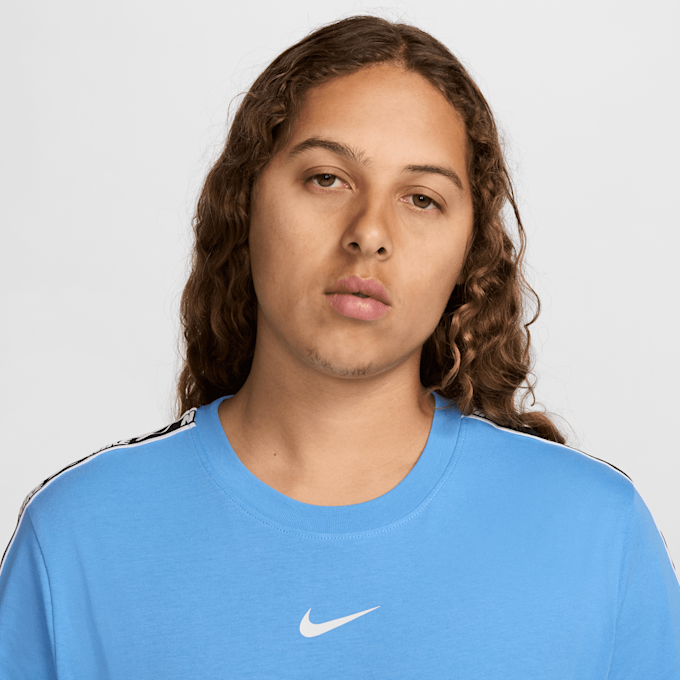Nike Sportswear Repeat Tee blu 29588 3