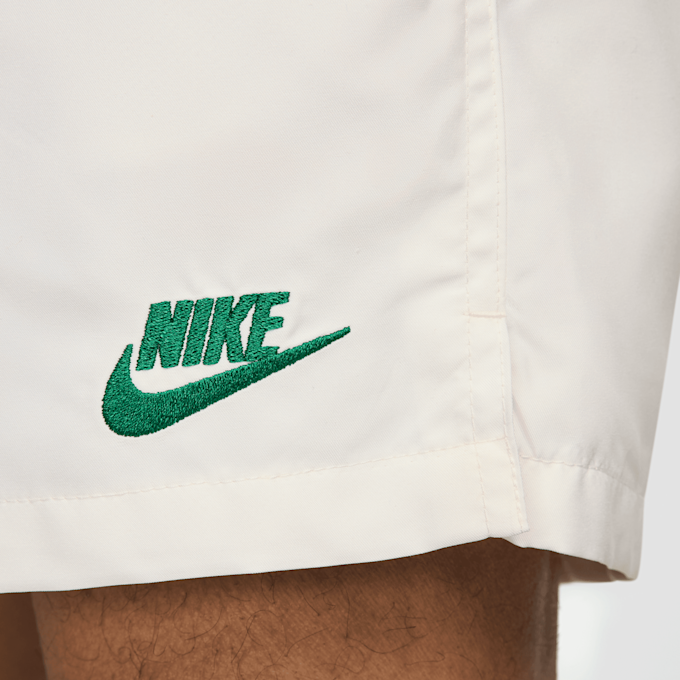 Nike Sportswear Woven Flow Shorts bege 29590 4