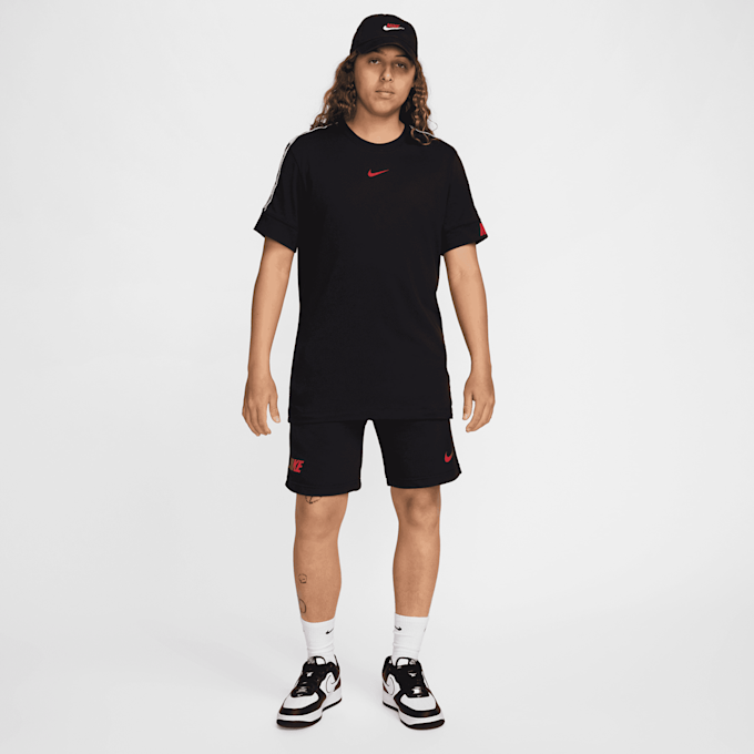 Nike Sportswear Repeat French Terry Shorts crna 29595 7