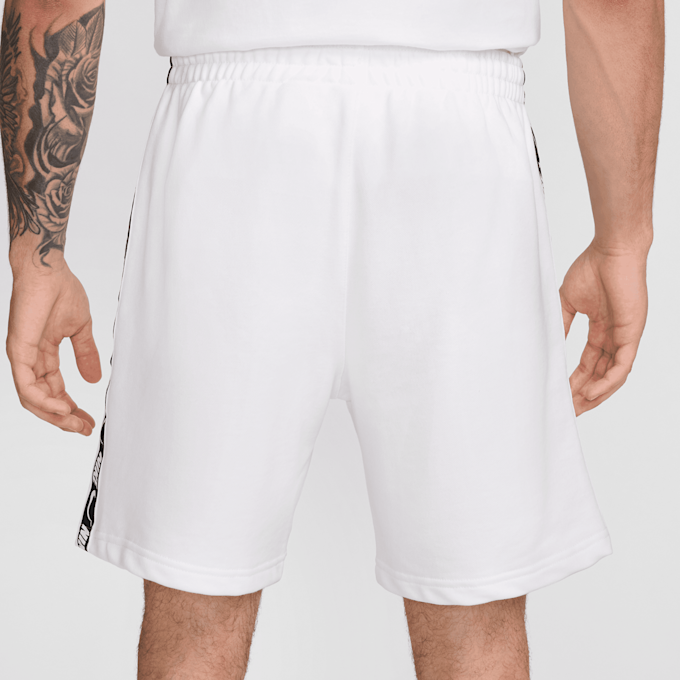 Nike Sportswear Repeat French Terry Shorts weiß 29599 2