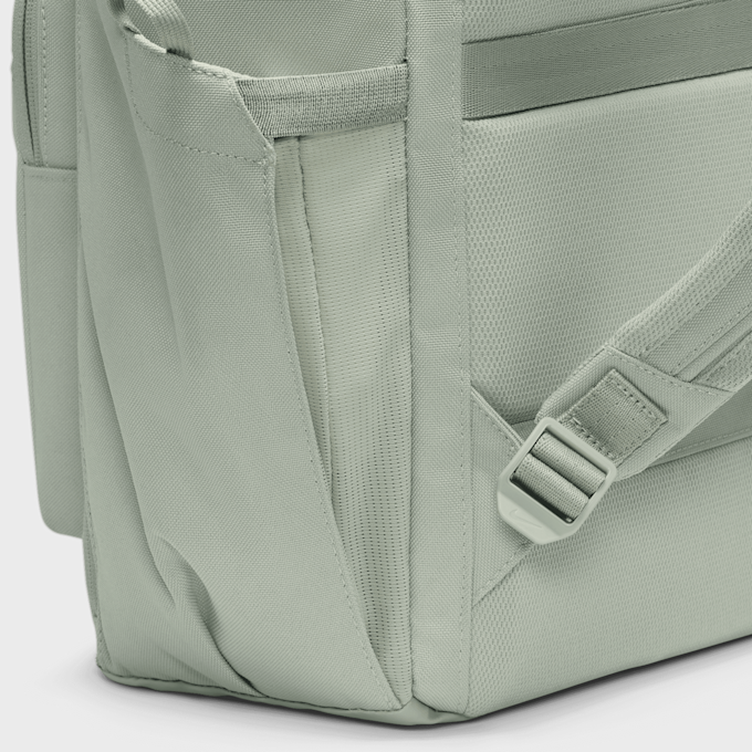 Nike Utility Speed Backpack zelena 29648 8