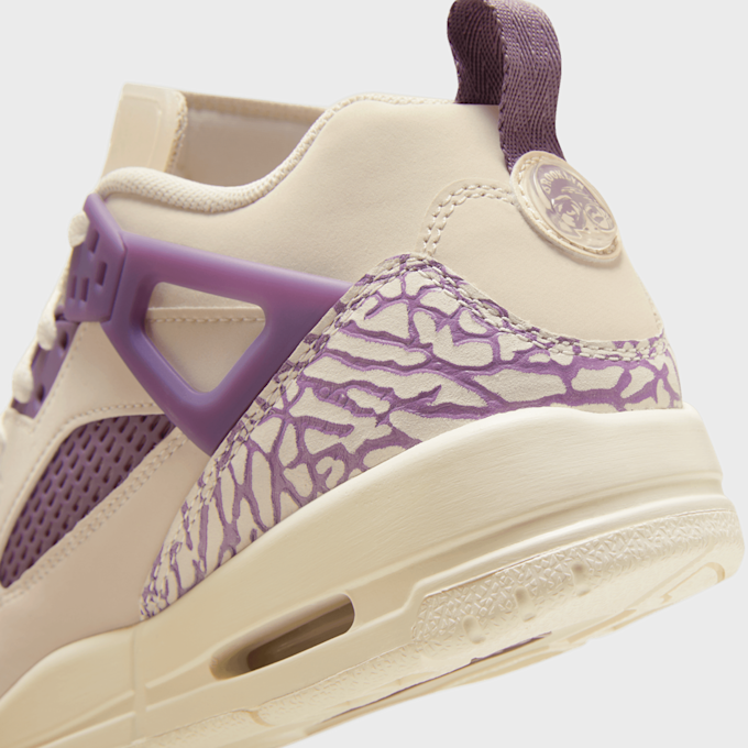 Jordan Spizike Low (GS) bege 29656 8