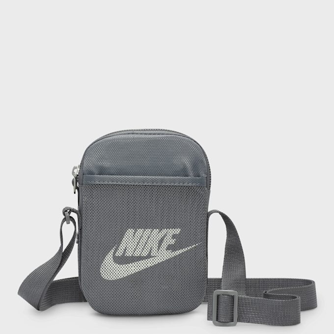 Nike Heritage Crossbody Bag grijs 29688 1