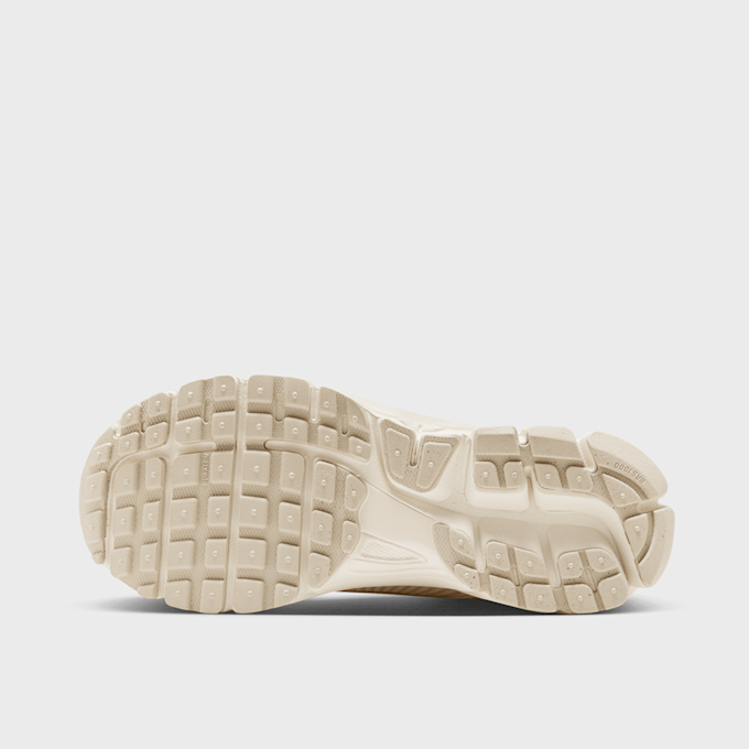 Nike WMNS Zoom Vomero 5 beż 29794 3