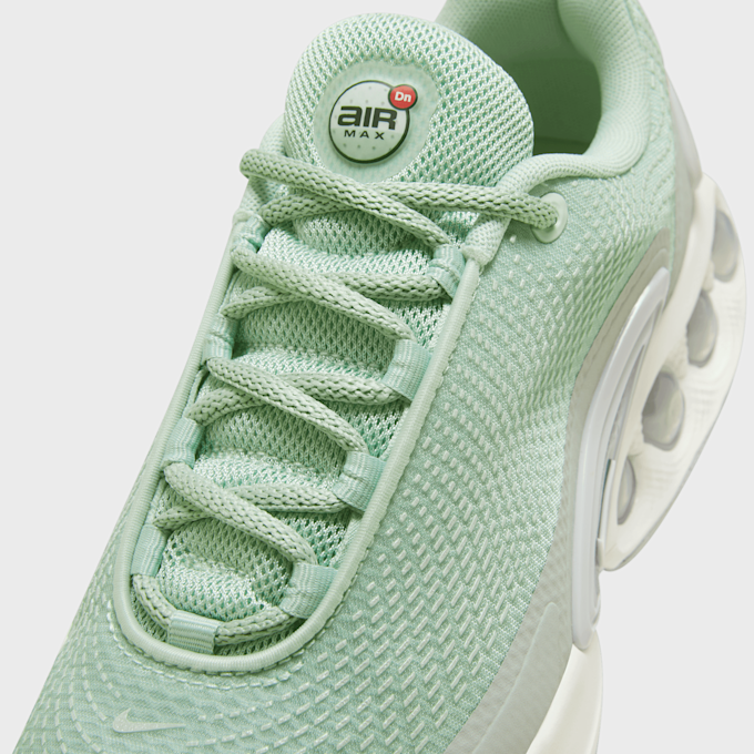 Nike   WMNS Air Max Dn SE turqoise 29845 8