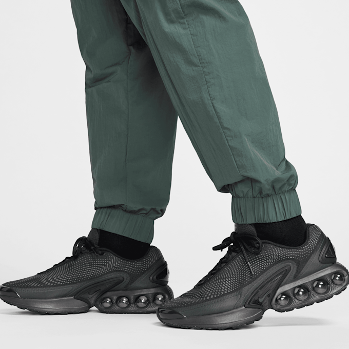 Nike Tech Woven Cargo Pants groen 30031 8