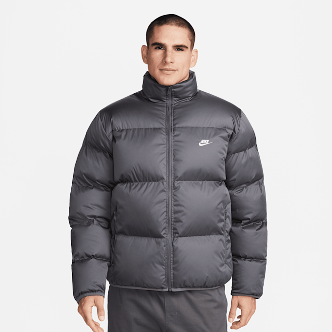 Nike Sportswear Club Puffer-Jacke negro 30038 1