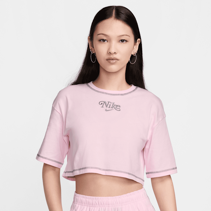 Nike   Sportswear Crop Tee rosa  32811 1