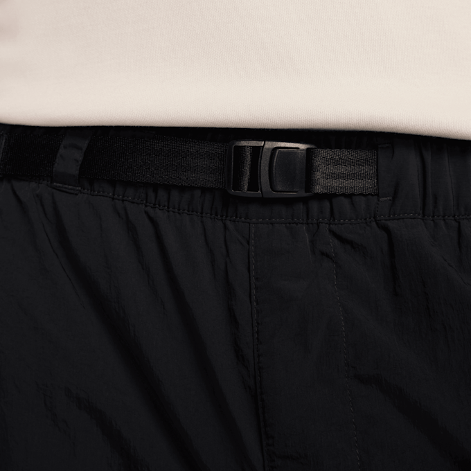 Nike Tech Woven Cargo Pants negro 32859 3