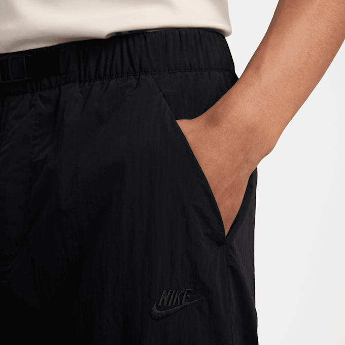Nike Tech Woven Cargo Pants preto 32859 4