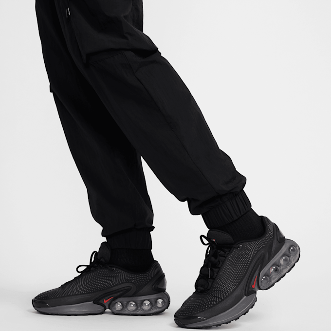Nike Tech Woven Cargo Pants preto 32859 7
