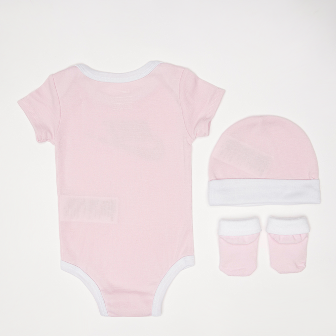 Nike Hat/ Bodysuit/Bootie (3 Piece) rosa 32926 2