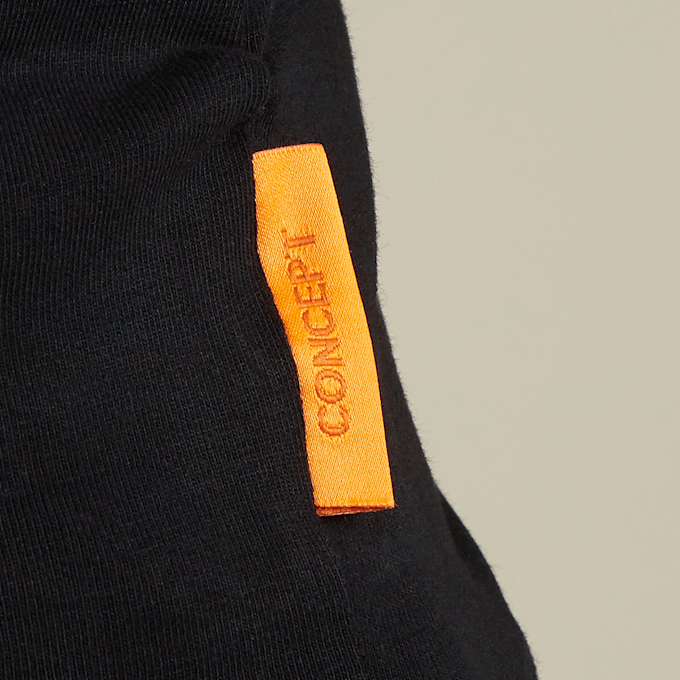 SNIPES Globe Studs Baby Tee crna 33024 4