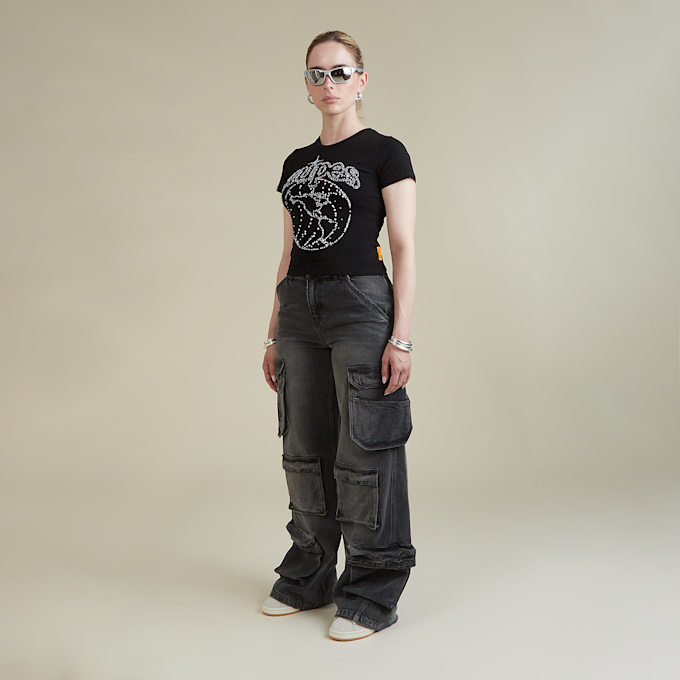 SNIPES Globe Studs Baby Tee czarny 33024 5