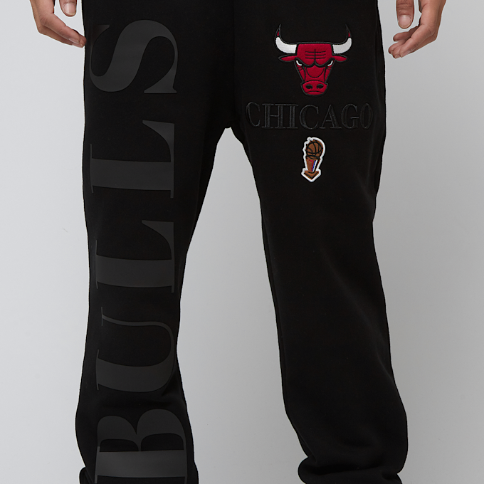 Mitchell & Ness Team OG 3.0 Fleece Jogger Chicago Bulls czarny 33123 3