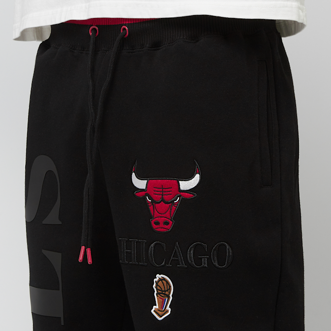 Mitchell & Ness Team OG 3.0 Fleece Jogger Chicago Bulls czarny 33123 4