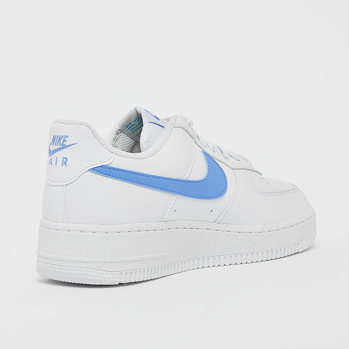 Nike WMNS Air Force 1 '07 SE biały 33401 3