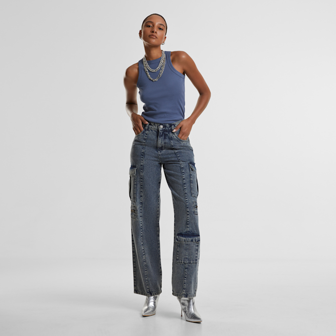 Urban Classics Ladies Loose Utility Denim Pants dirty washed plava 33407 4