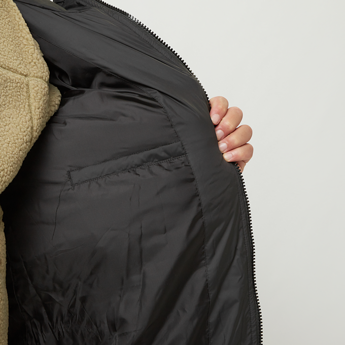 Urban Classics Mens Long Puffer Coat black czarny 33458 3