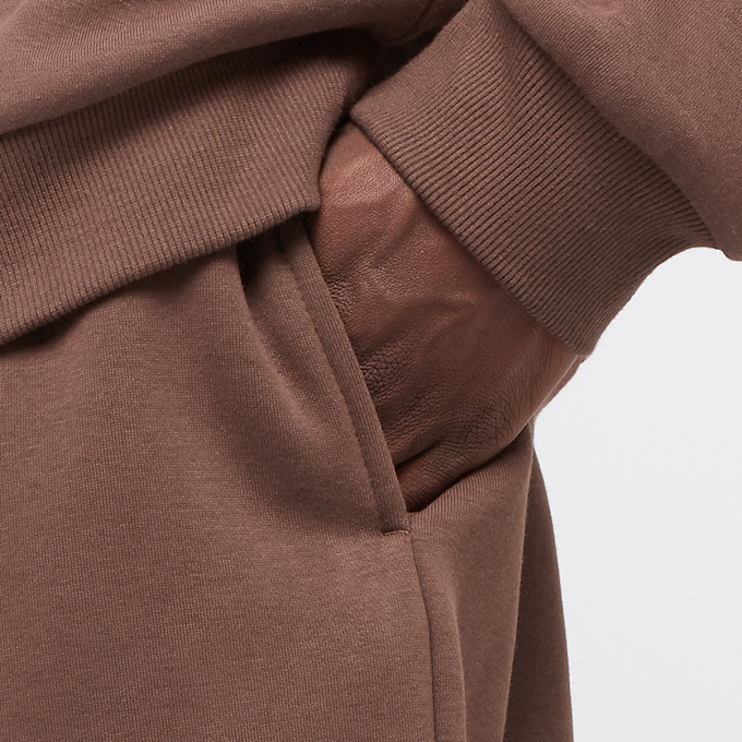 Urban Classics Fluffy Sweatpants brązowy 40683 3