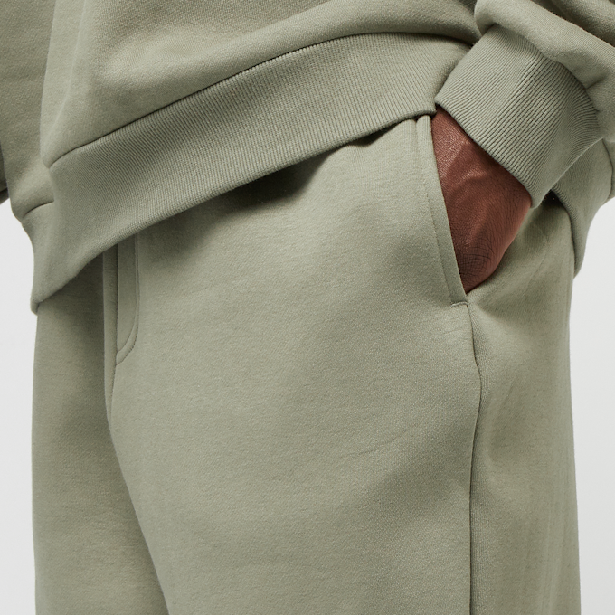 Urban Classics Fluffy Trackpants vert 40716 3