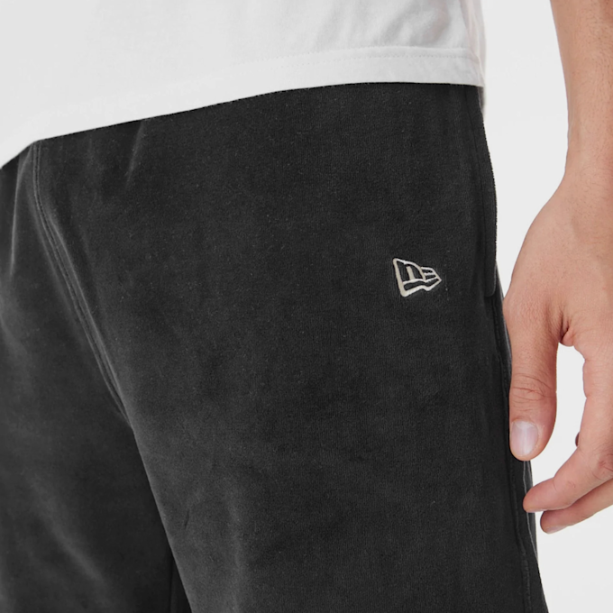 New Era Chicago Bulls NBA Lifestyle Velours Trackpants schwarz 44371 4