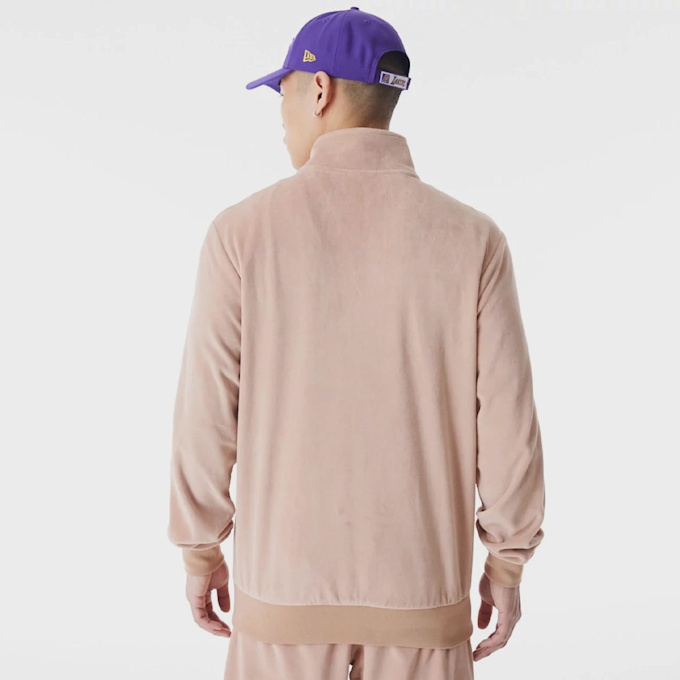 New Era LA Lakers NBA Lifestyle Velours Trackjacket bež 47021 2
