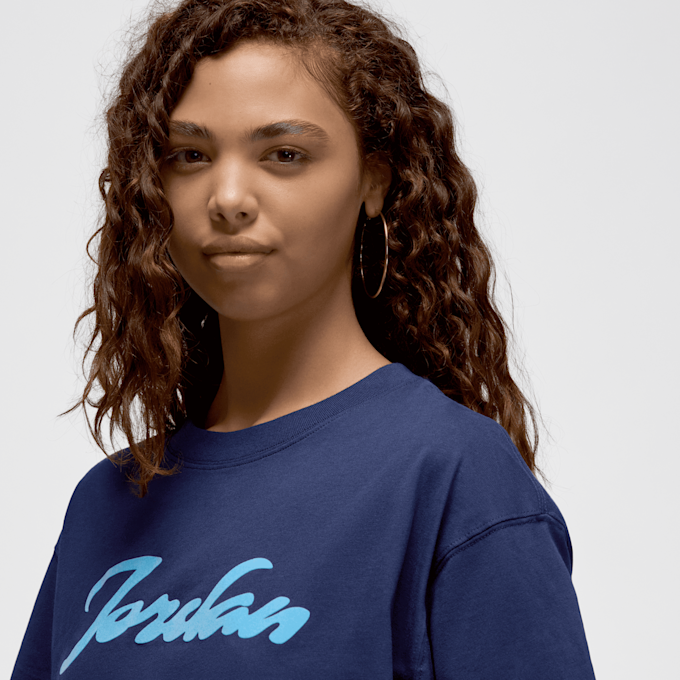 Jordan Flocked Holiday T-Shirt blau 45677 3