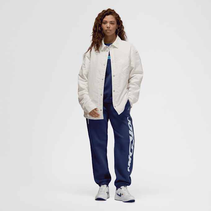 Jordan Flocked Holiday T-Shirt blau 45677 5