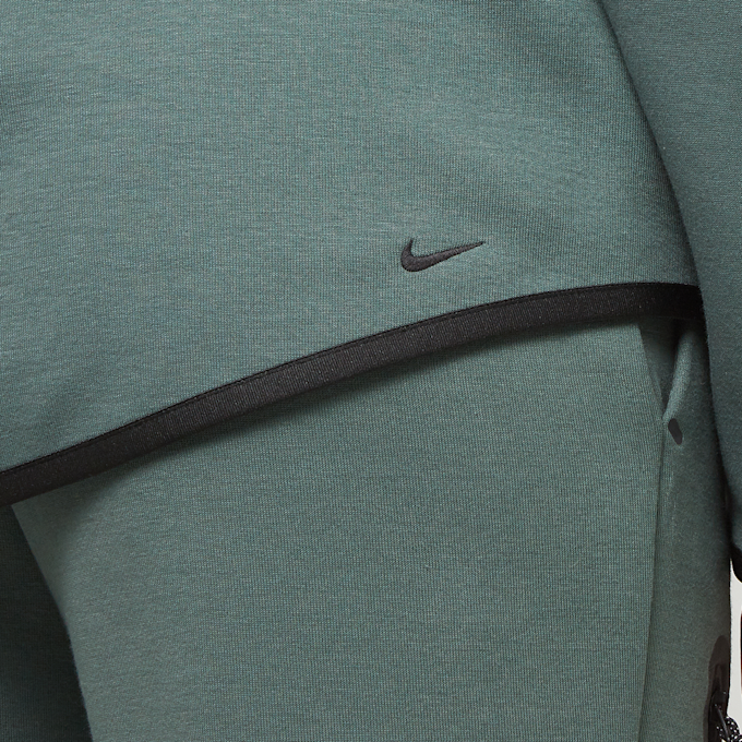 Nike Sportswear Tech Fleece Fullzip Windrunner zelena 41651 4