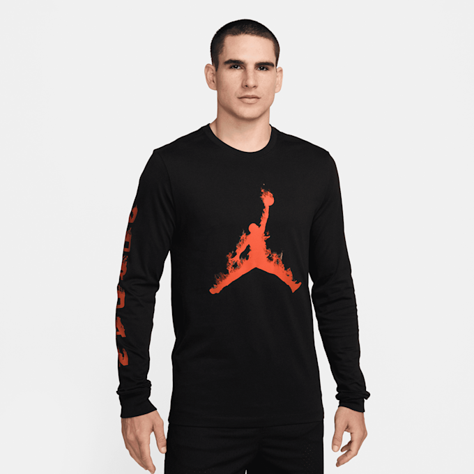Jordan Flame Longsleeve Crew crna 40207 1