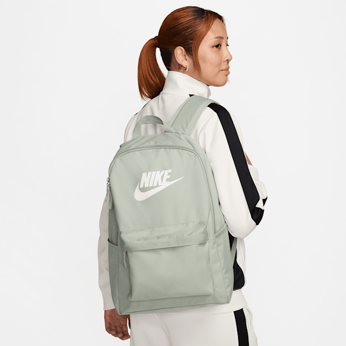 Nike Heritage Rucksack grün 43073 7