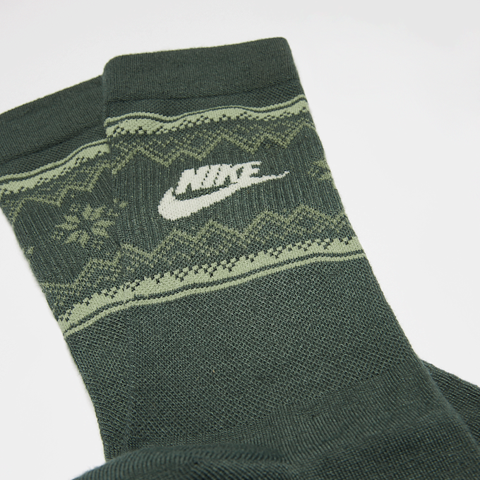 Nike Everyday Plus Cushioned vert 42816 2