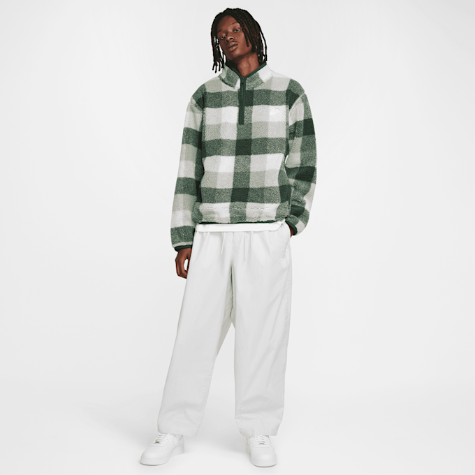 Nike   Club Winterized AOP groen 40296 5