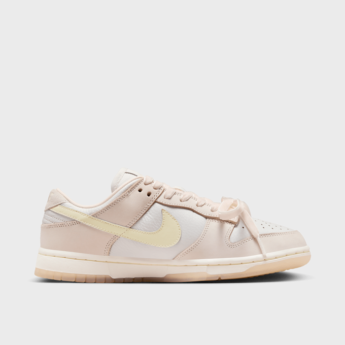Nike WMNS Dunk Low Premium roza 43550 2