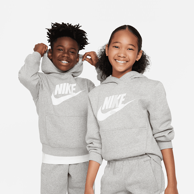 Nike Sportswear Club Fleece Hoodie grau 41817 1