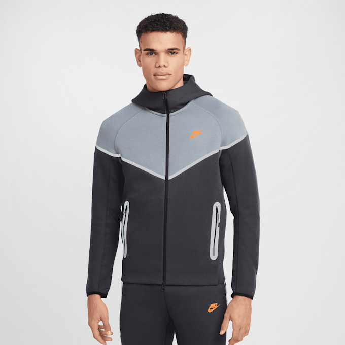 Nike   Tech Windrunner Fleece Full-Zip Jacket siva 47022 1