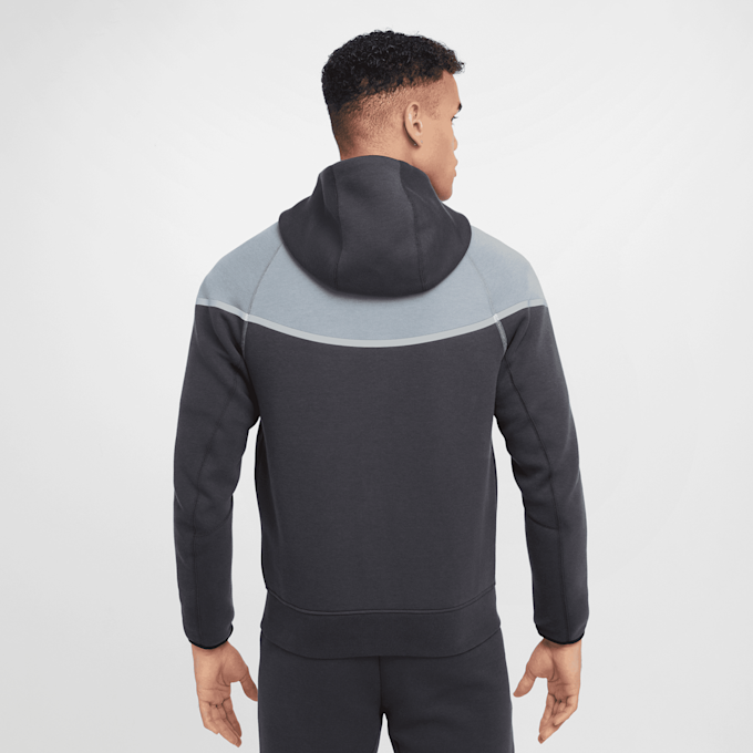 Nike Tech Windrunner Fleece Full-Zip Jacket siva 47022 2