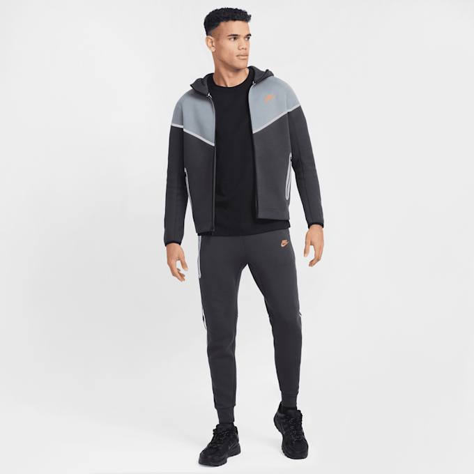 Nike Tech Windrunner Fleece Full-Zip Jacket siva 47022 9