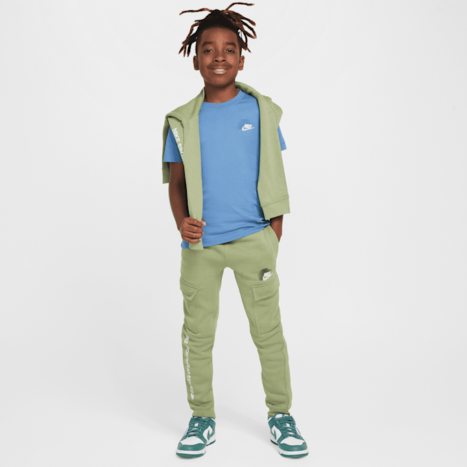 Nike   Sportswear Standard Issue Graphic Tee blauw 45692 4