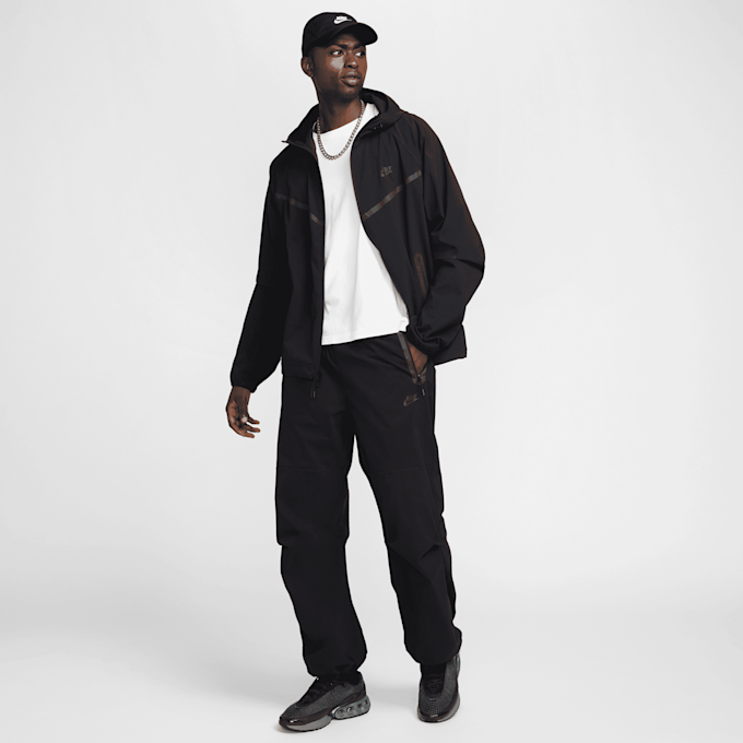 Nike   Tech Woven Pants schwarz 40313 9